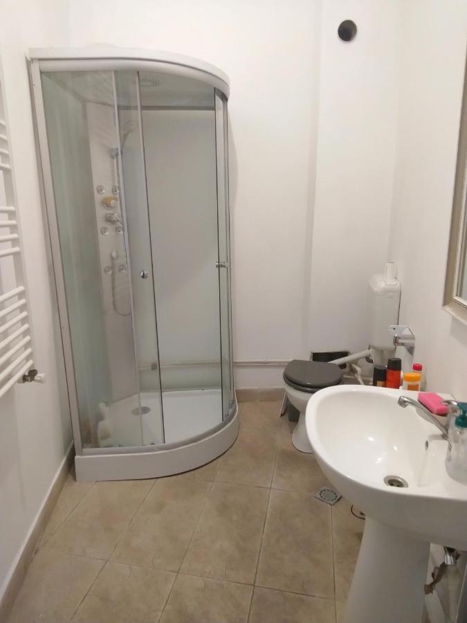 Bucuresti Bucuresti Hostel Экстерьер фото